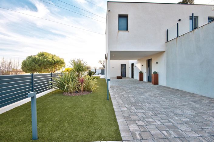 Image No.7-4 Bed House for sale