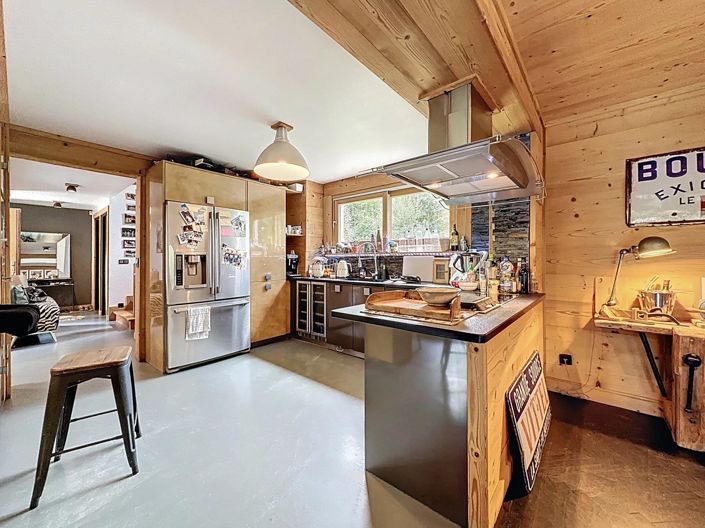 Image No.3-5 Bed House for sale