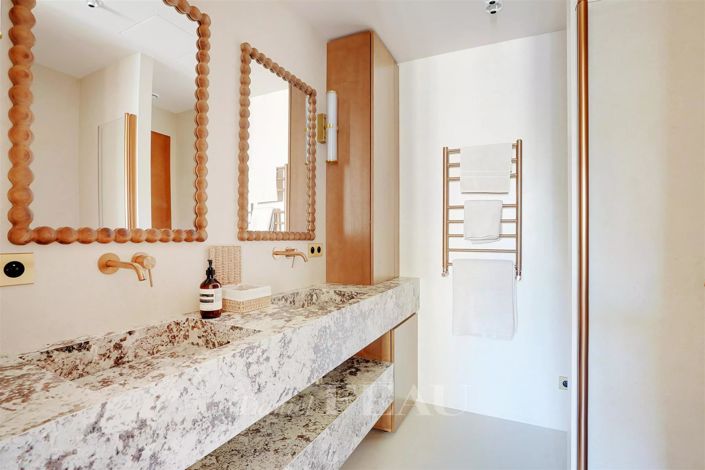 Image No.12-3 Bed Apartment for sale