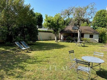 6 Bed House for sale