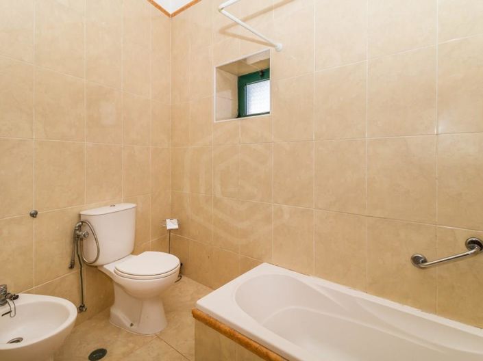 Image No.31-7 Bed House for sale