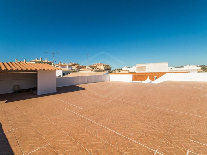 Image No.35-7 Bed House for sale