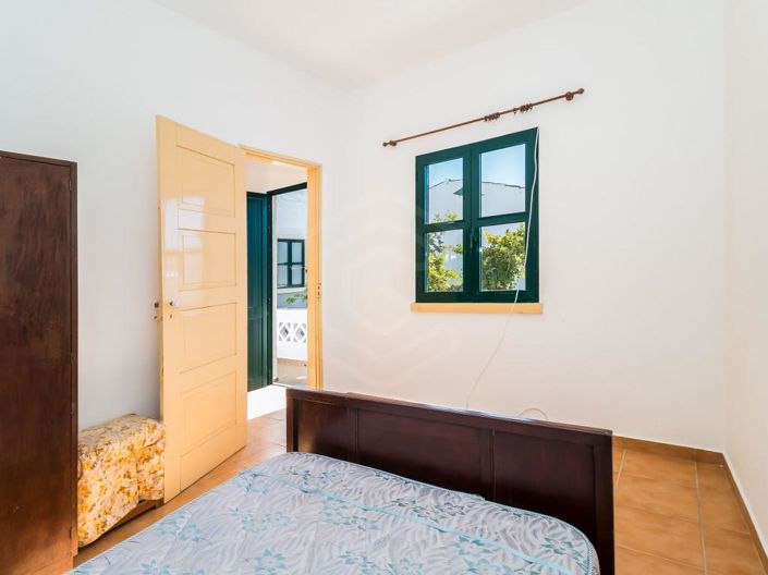 Image No.40-7 Bed House for sale