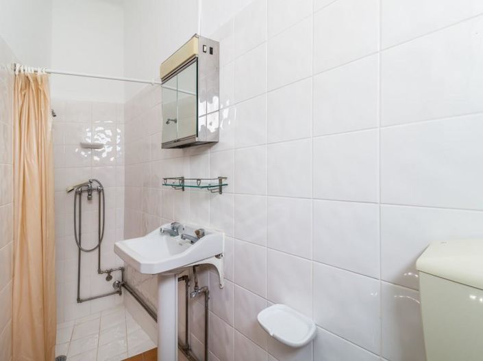 Image No.42-7 Bed House for sale