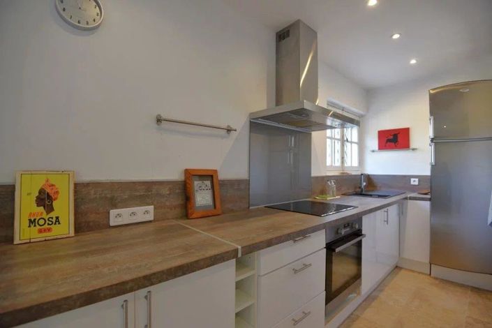 Image No.15-3 Bed House for sale