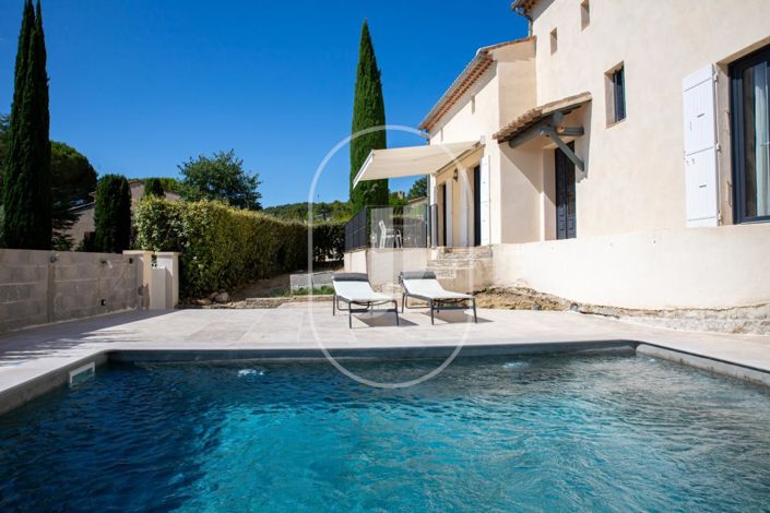 Image No.1-5 Bed House for sale