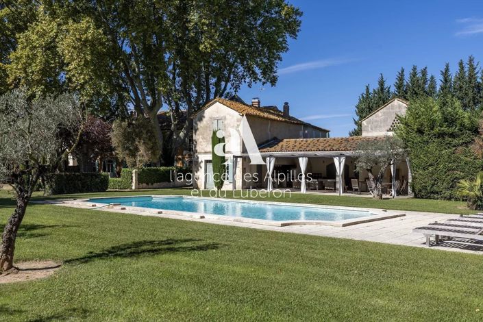 Image No.5-10 Bed House for sale