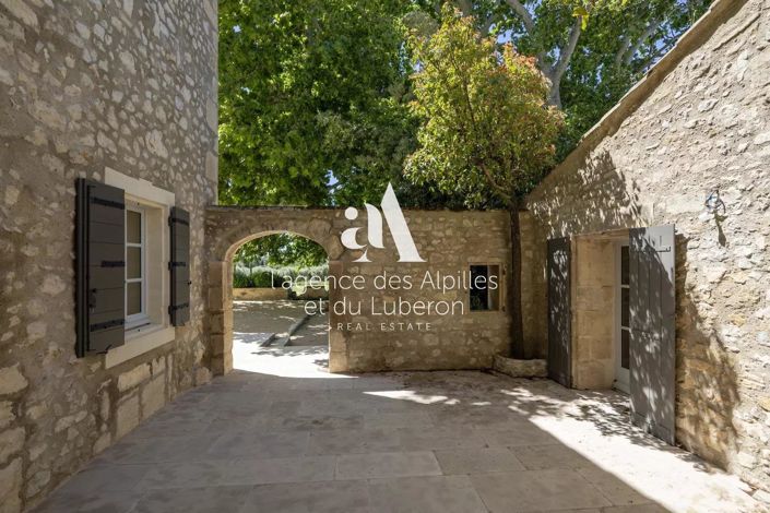 Image No.15-9 Bed House for sale