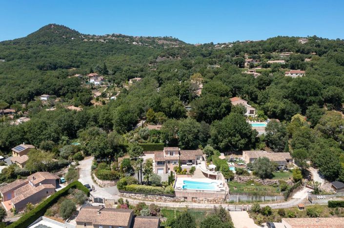 Image No.17-6 Bed House for sale