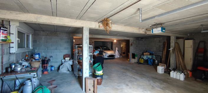 Image No.17-4 Bed House for sale