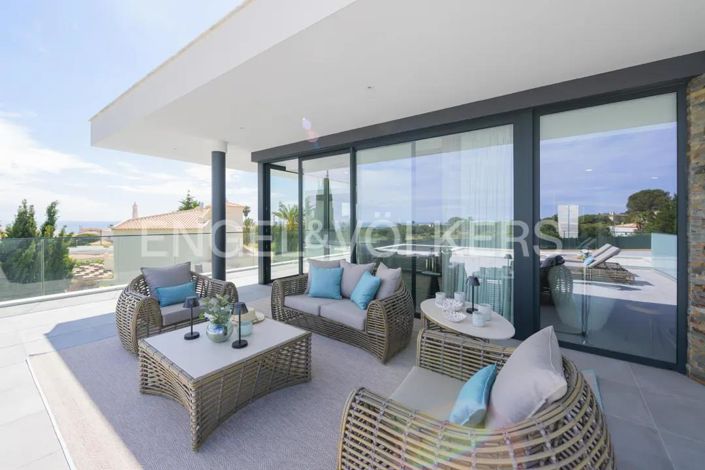 Image No.37-5 Bed House for sale