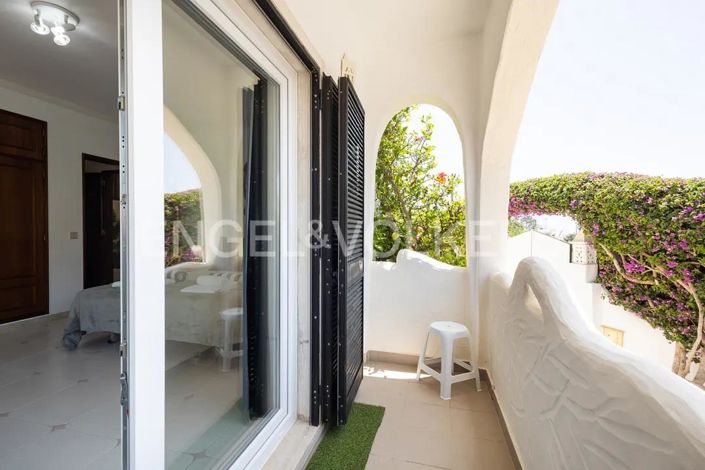 Image No.19-7 Bed House for sale