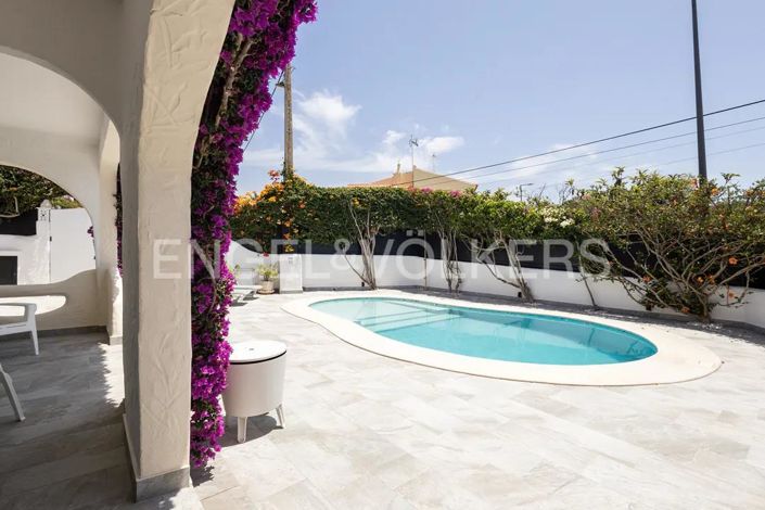 Image No.2-7 Bed House for sale