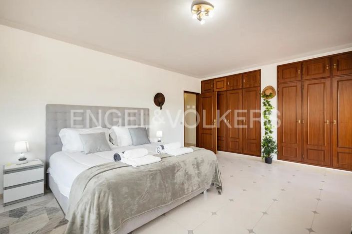 Image No.23-7 Bed House for sale
