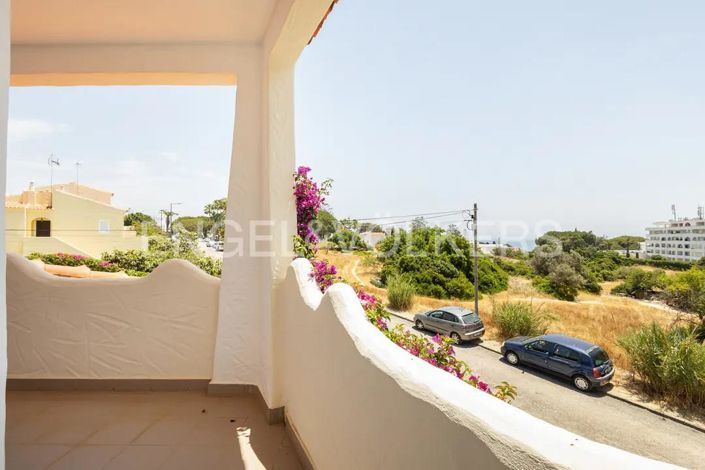 Image No.25-7 Bed House for sale