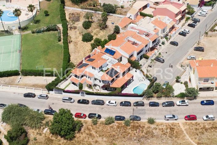 Image No.52-7 Bed House for sale