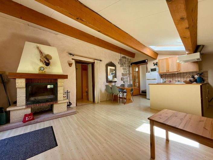 Image No.20-5 Bed House for sale