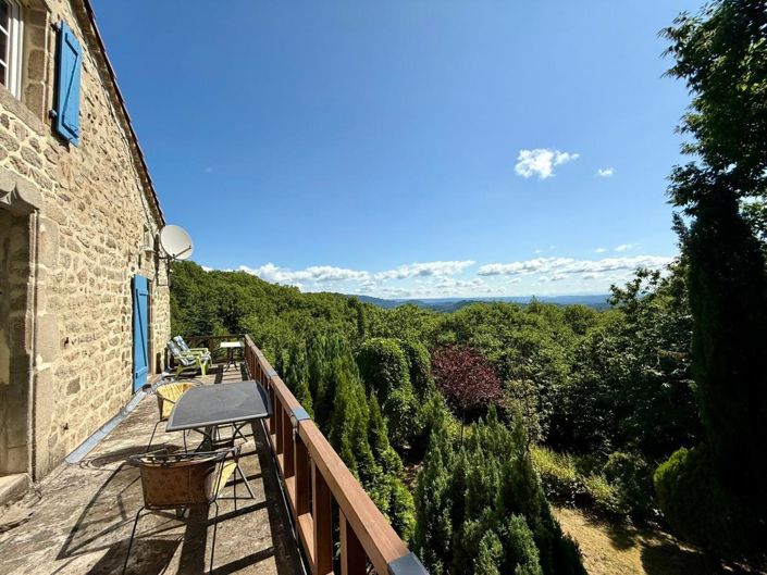 Image No.8-5 Bed House for sale