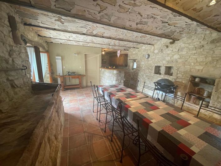 Image No.15-4 Bed House for sale