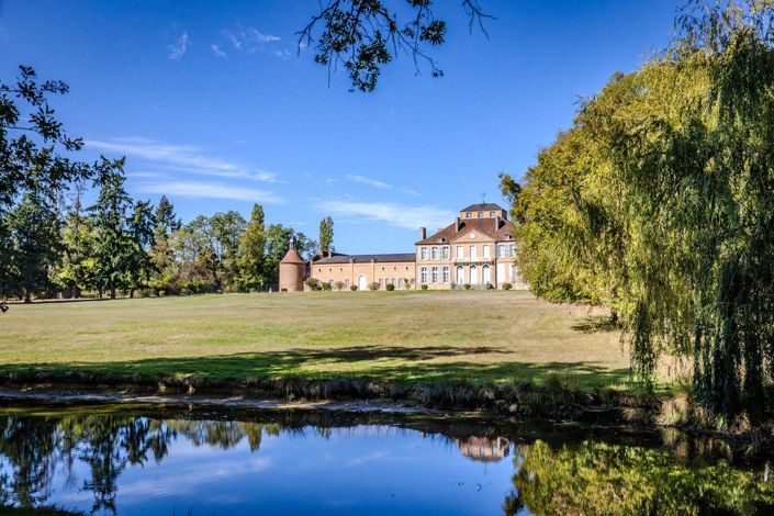 Image No.3-6 Bed Property for sale