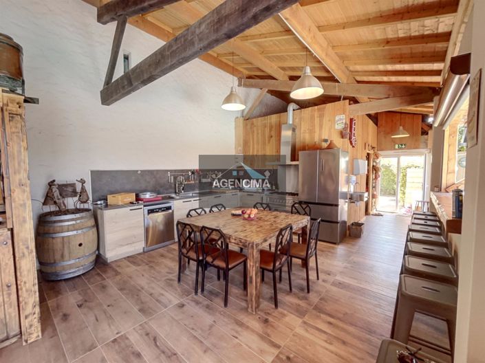 Image No.11-2 Bed House for sale