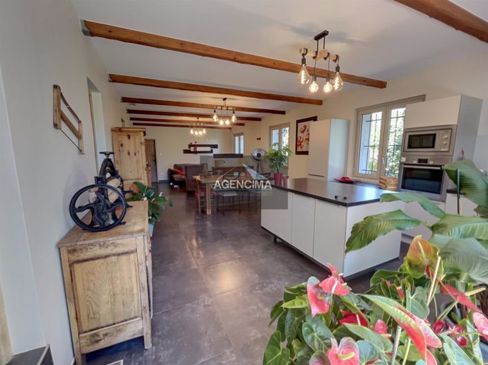 Image No.2-2 Bed House for sale