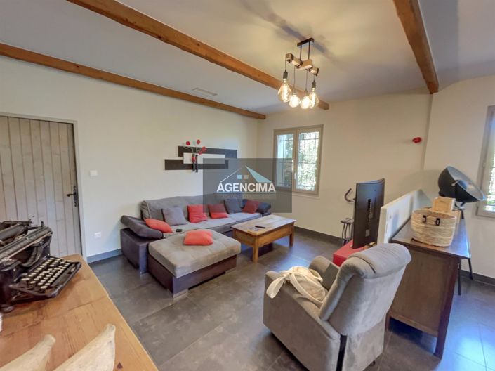 Image No.3-2 Bed House for sale