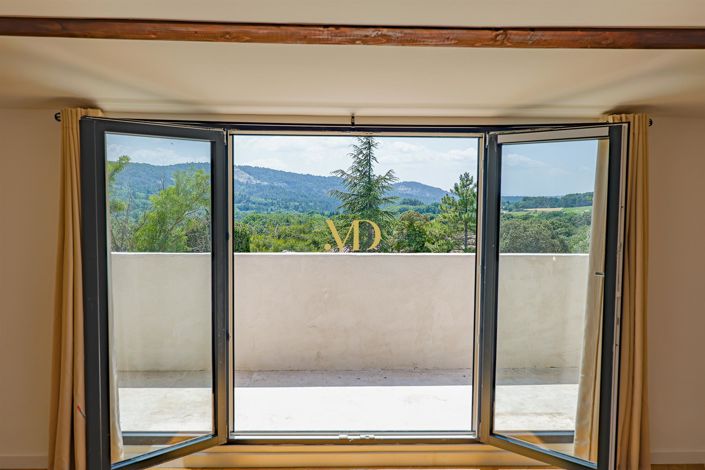 Image No.23-5 Bed House for sale