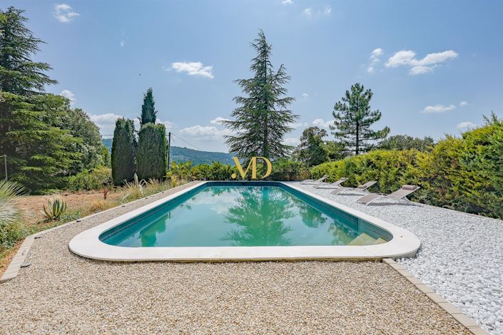 Image No.3-5 Bed House for sale