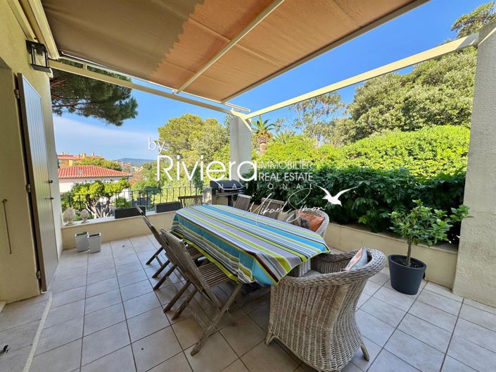 Image No.16-4 Bed House for sale