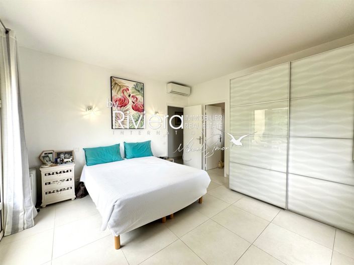 Image No.19-4 Bed House for sale