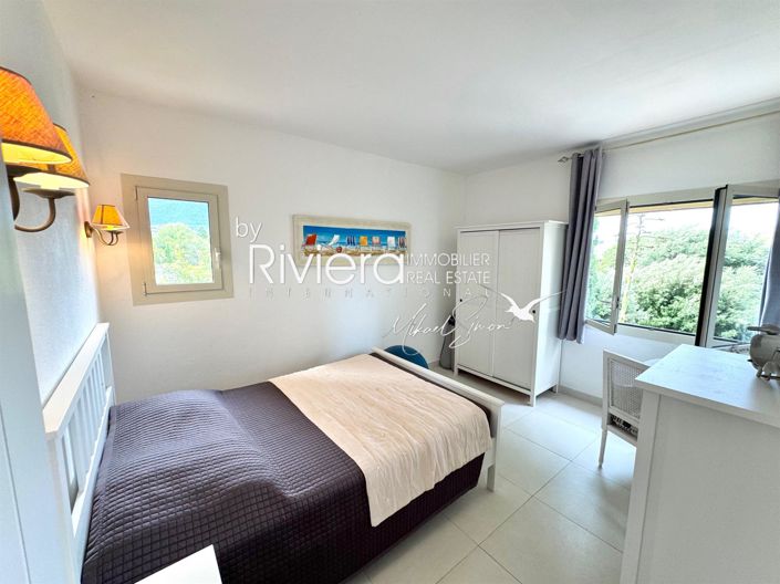 Image No.23-4 Bed House for sale