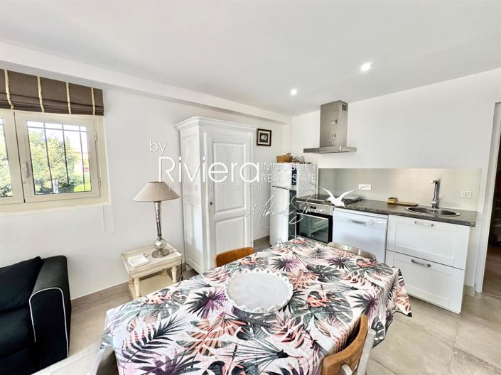 Image No.26-4 Bed House for sale