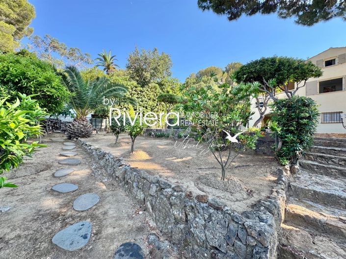 Image No.34-4 Bed House for sale