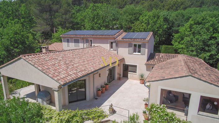 Image No.16-5 Bed House for sale