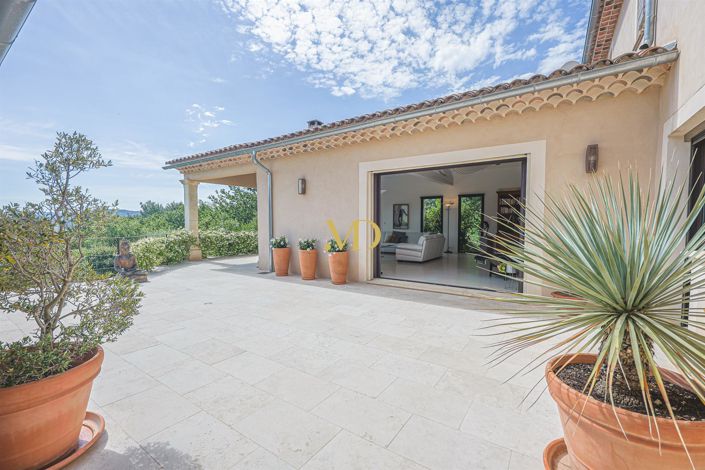 Image No.19-5 Bed House for sale