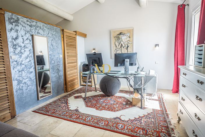 Image No.35-5 Bed House for sale