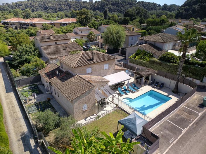 Image No.27-5 Bed House for sale