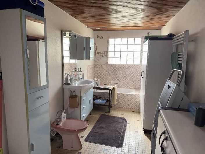 Image No.6-1 Bed House for sale