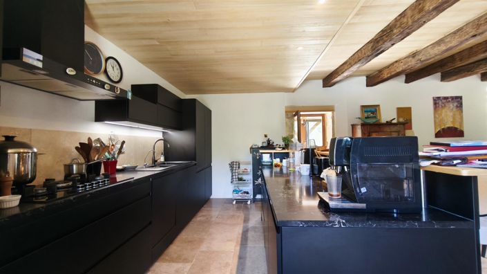 Image No.16-4 Bed House for sale