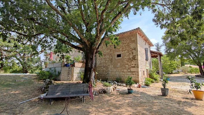 Image No.6-4 Bed House for sale