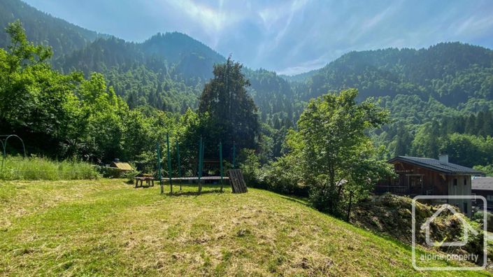 Image No.32-3 Bed Property for sale