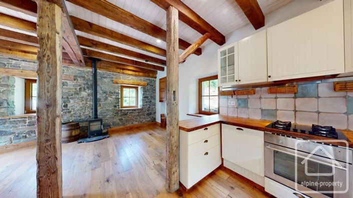 Image No.9-3 Bed Property for sale