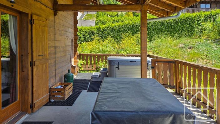 Image No.40-6 Bed Property for sale