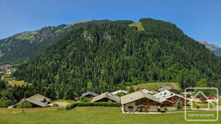 Image No.44-6 Bed Property for sale