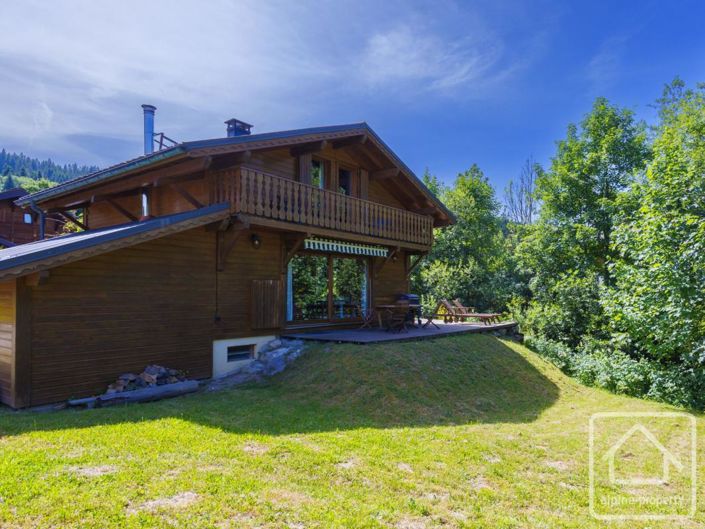 Image No.1-3 Bed Property for sale