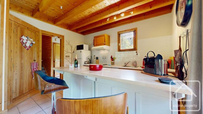 Image No.11-3 Bed Property for sale