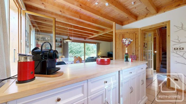 Image No.14-3 Bed Property for sale