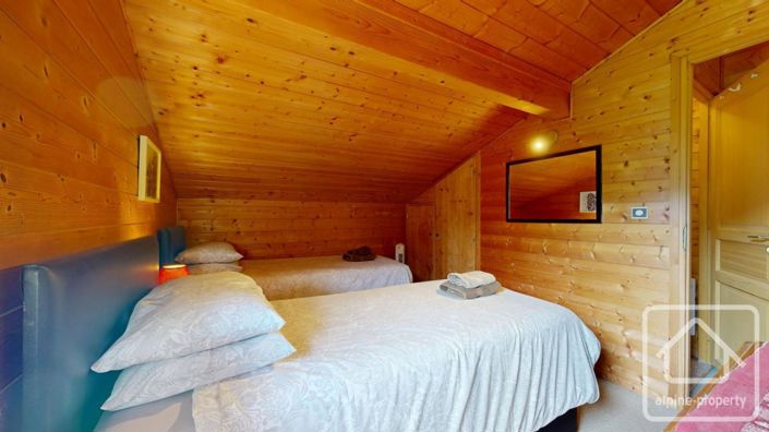 Image No.21-3 Bed Property for sale