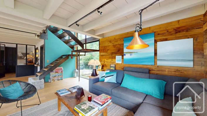 Image No.17-4 Bed Property for sale